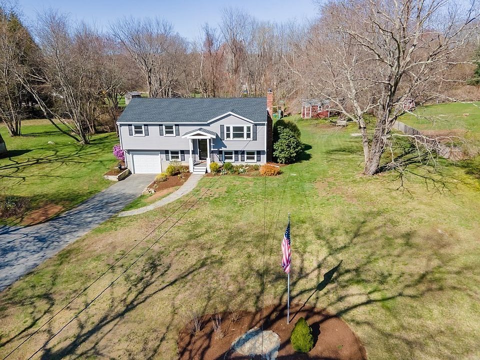 203 Mendon St, Blackstone, MA 01504 Zillow