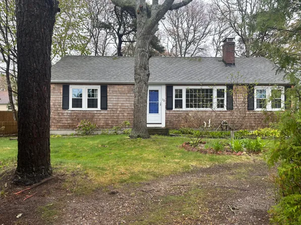 12 Ash Court, Dennis, MA 02638