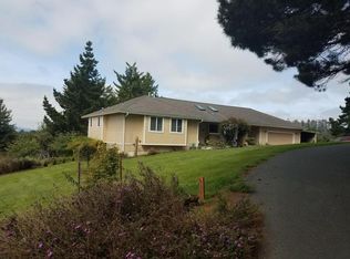 6688 Dalitz Dr, Hydesville, CA 95547