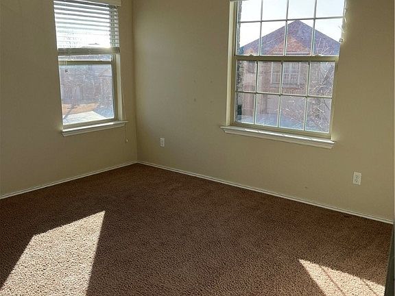 2nd image of 1133 Iron Glen Dr