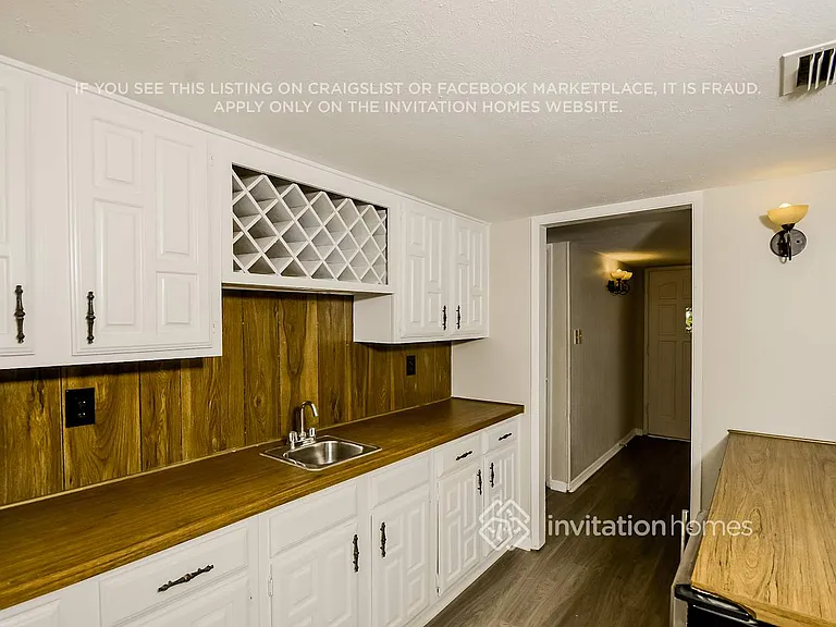3409 Livingston Ln — Photo 6