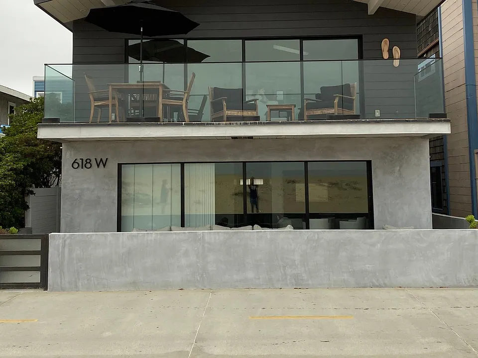 618 W Oceanfront