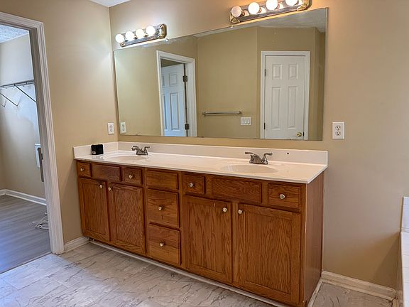 5th image of 6468 Alder Ln