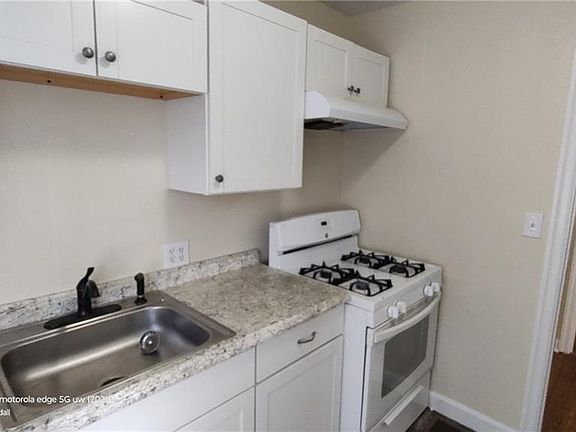 5th image of 37 S Wright Ave APT B