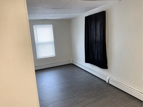 524 Water St, Gardiner, ME