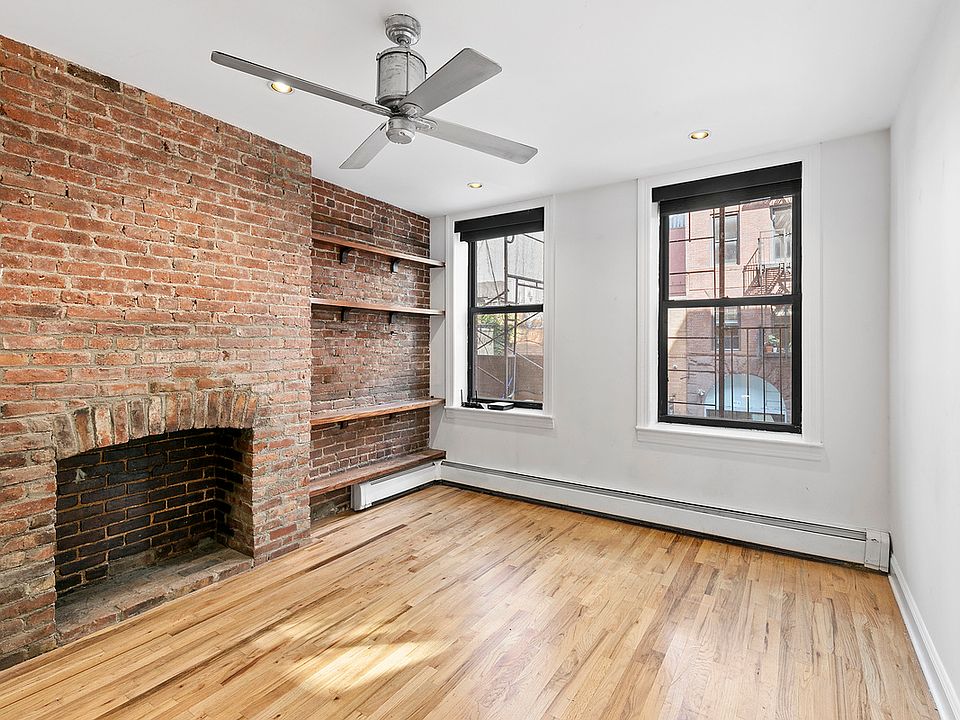 1st image of 243 Mulberry St APT 2R