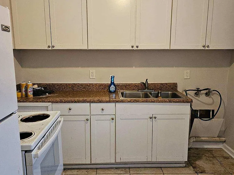 1507 Aldrich St NE — Photo 2