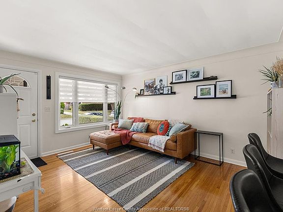 4th image of 426 Bertha Ave