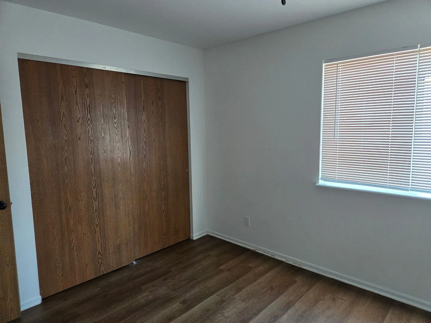 2 Bed | 1 Bath | Apartment — Photo 3