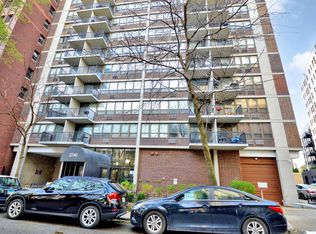 2740 N Pine Grove Ave APT 8A, Chicago, IL