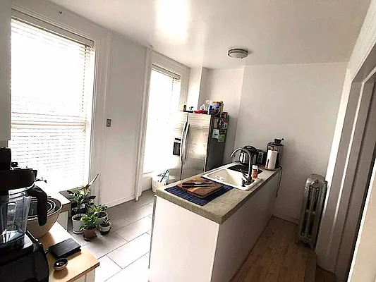 Rented by Realty Nerd | media 1