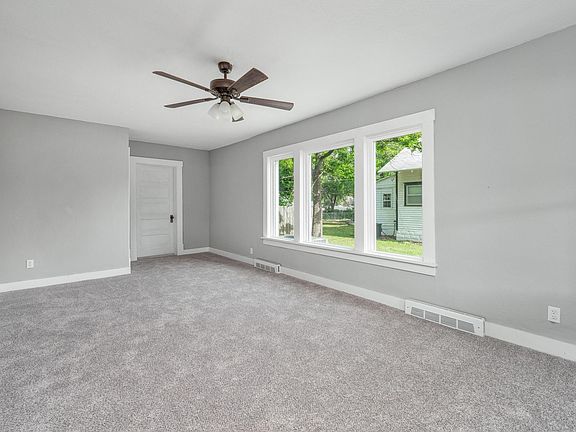 2nd image of 901 N Merchant St