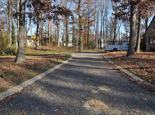 368 Ryders Ln, East Brunswick, NJ 08816