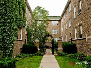 719 Reba Pl APT 3N, Evanston, IL 60202