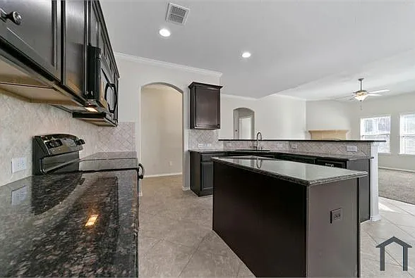521 Cheyenne Dr — Photo 11