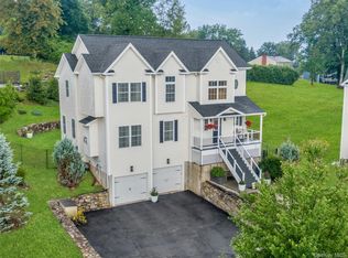 18 Tanyas Court, Monroe, NY 10950