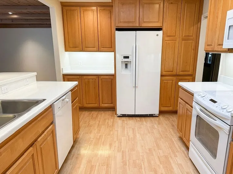3418 McEllen Ct — Photo 8