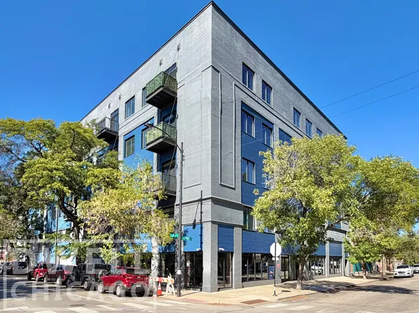 2500 S Wabash Ave #201, Chicago, IL 60616
