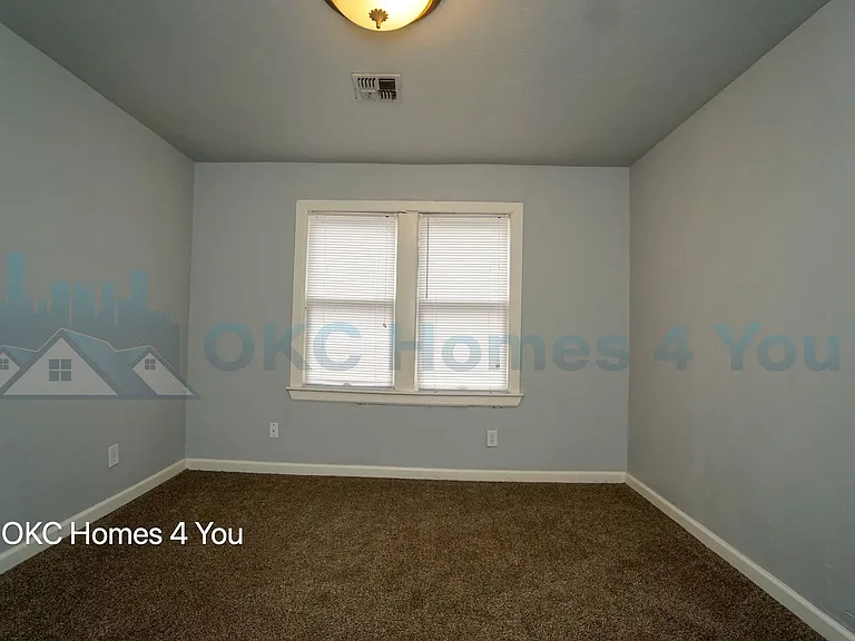 3116 NW 32nd St — Photo 8
