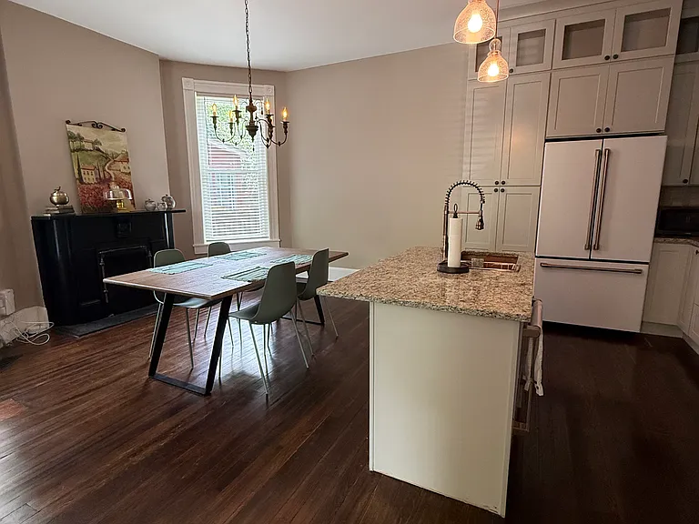 336 Madison Pl — Photo 8