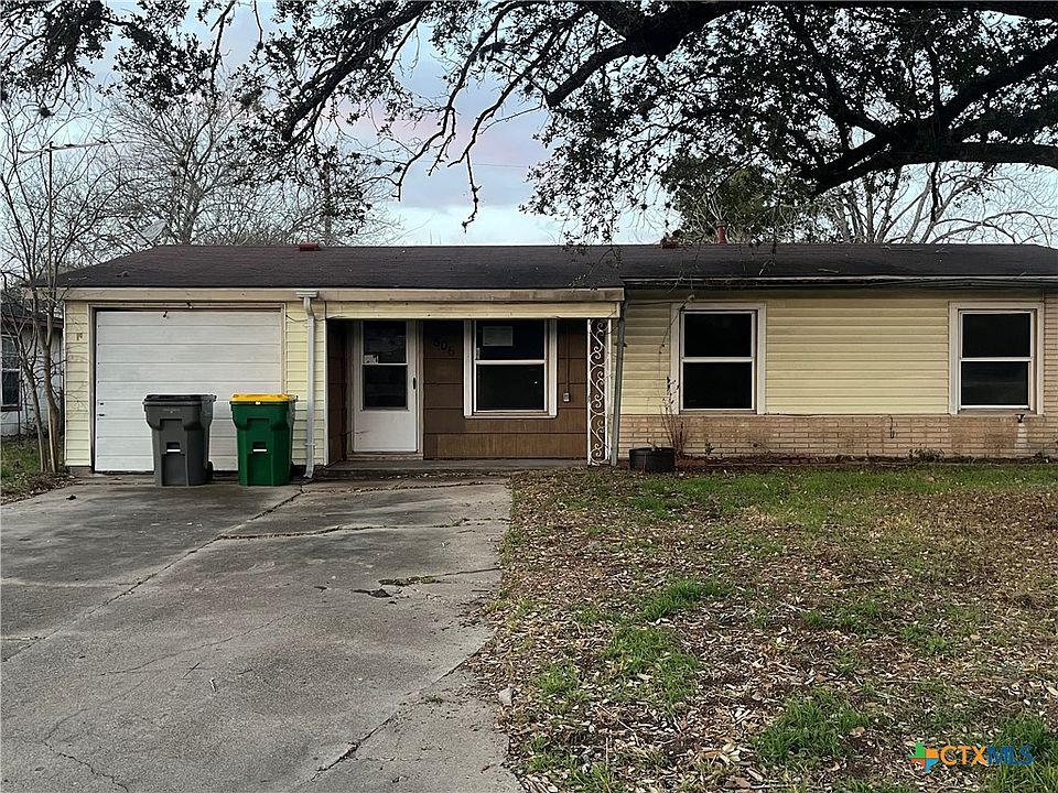 1st image of 806 E Polk Ave