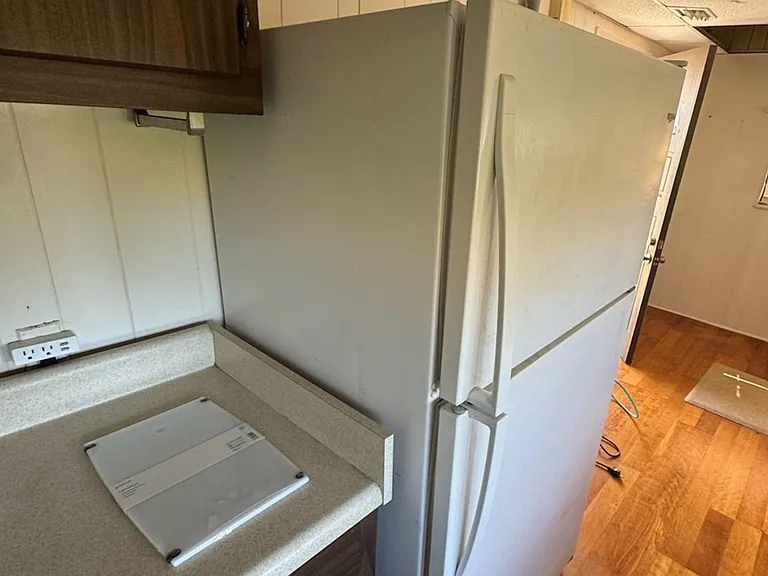 106 Sunrise Ave #B — Photo 12