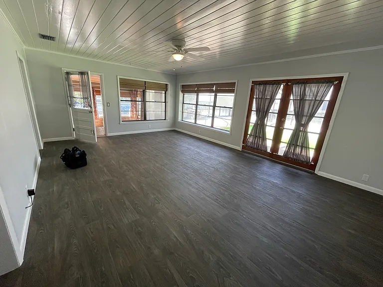 4811 County Road 48 — Photo 9