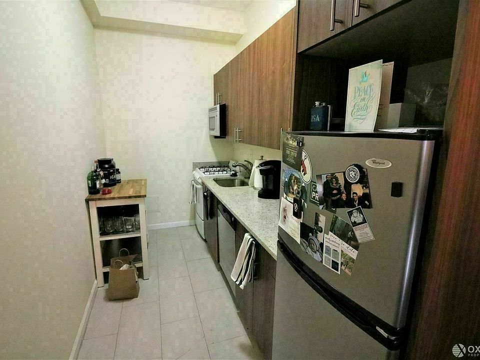 1st image of 67 W 71st St #10-1