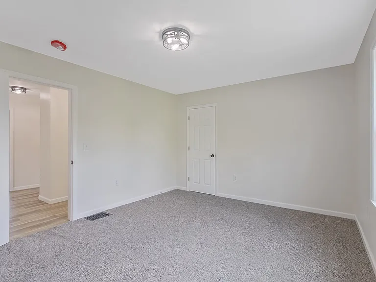 122 Alice Ave — Photo 19
