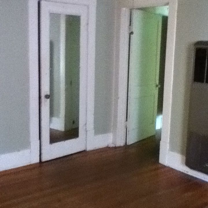 2nd image of 2602 Creswell Ave