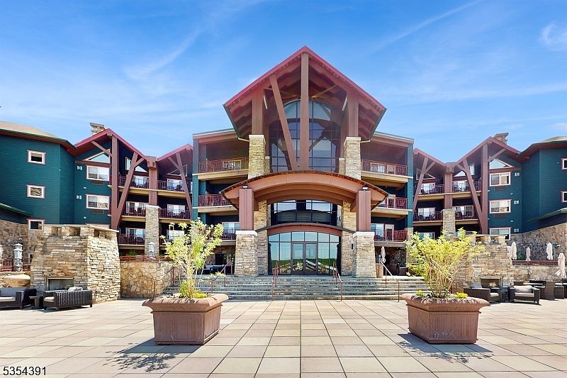 3 Wild Turkey Way 240/242