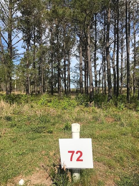 1st image of 1215 Woods Ct