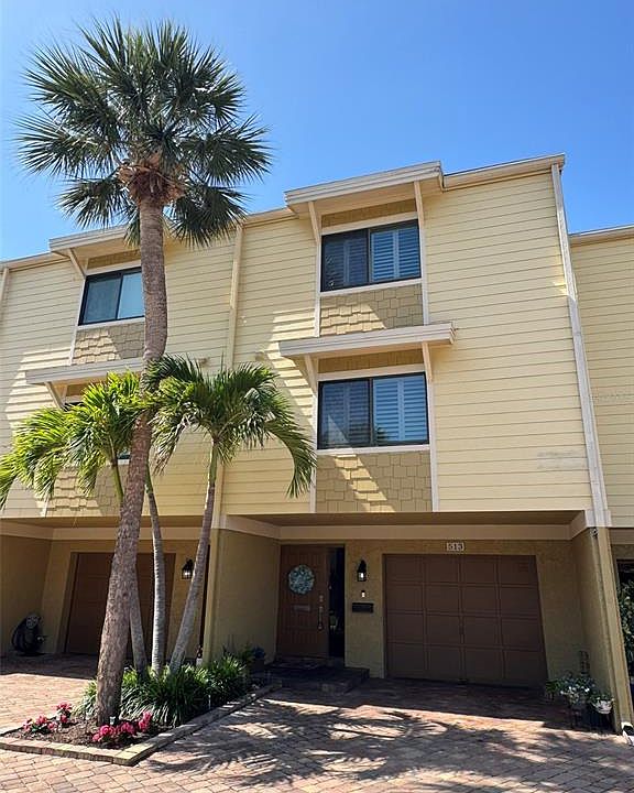 1st image of 513 Haven Point Dr