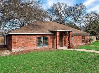 476 Derby Ln, Desoto, TX 75115