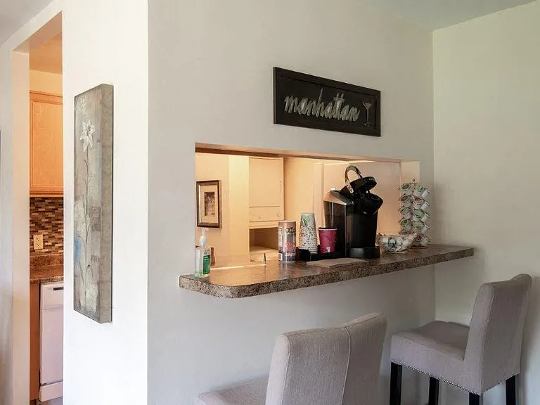 Harbor Place Apartment Homes — Photo 8
