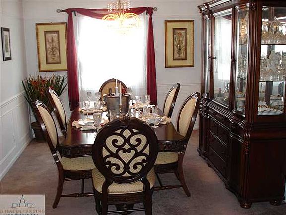 3rd image of 4386 Arbor Dr