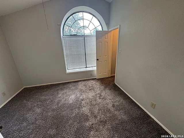 9839 Logans Ridge Dr — Photo 14