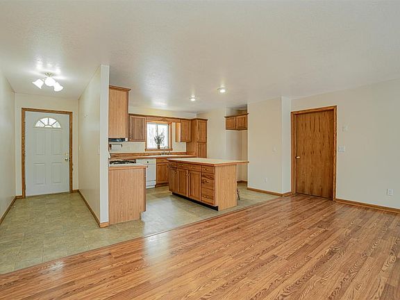 4th image of 5216 N Kimberly Dr