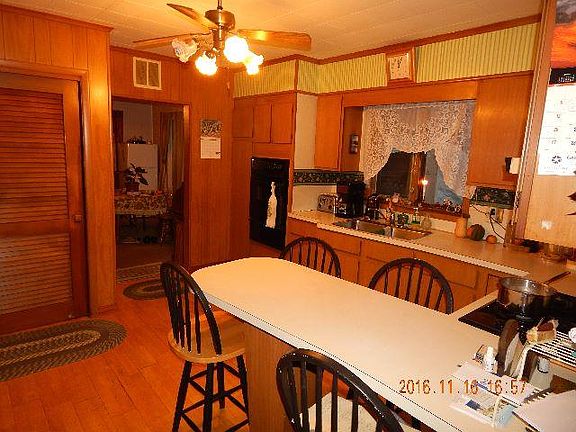 3rd image of 66 E Pine St