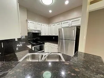 4120 N 12th St #8 — Photo 3