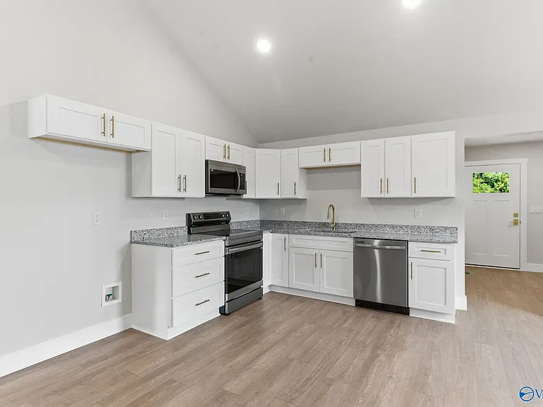 2253 Old Union Rd — Photo 6