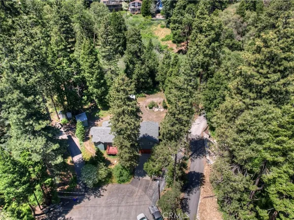 26391 Fernrock Rd, Twin Peaks, CA 92391