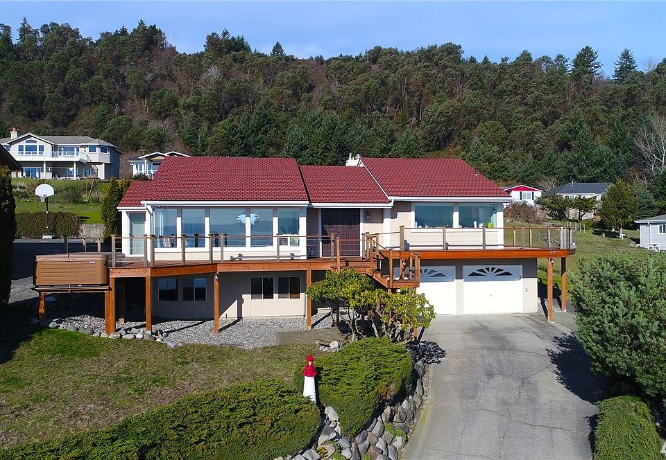 1st image of 25777 Gold Beach Dr SW