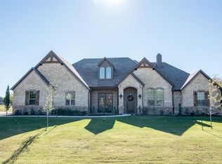 6313 Preferred Dr, Fort Worth, TX 76179