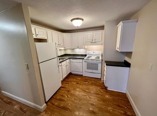 80 English Village Rd #203, Manchester, NH 03102