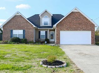 2271 Rosecran Cir, La Vergne, TN 37086
