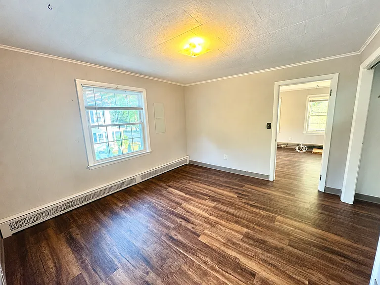 26 Harvard Rd #D — Photo 8