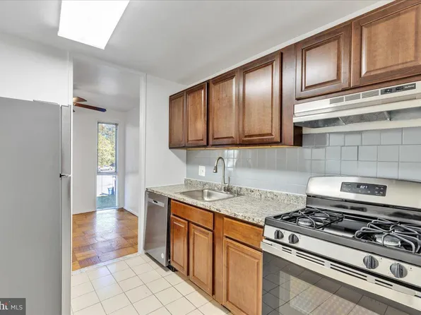 7212 Donnell Pl APT B-5, District Heights, MD 20747