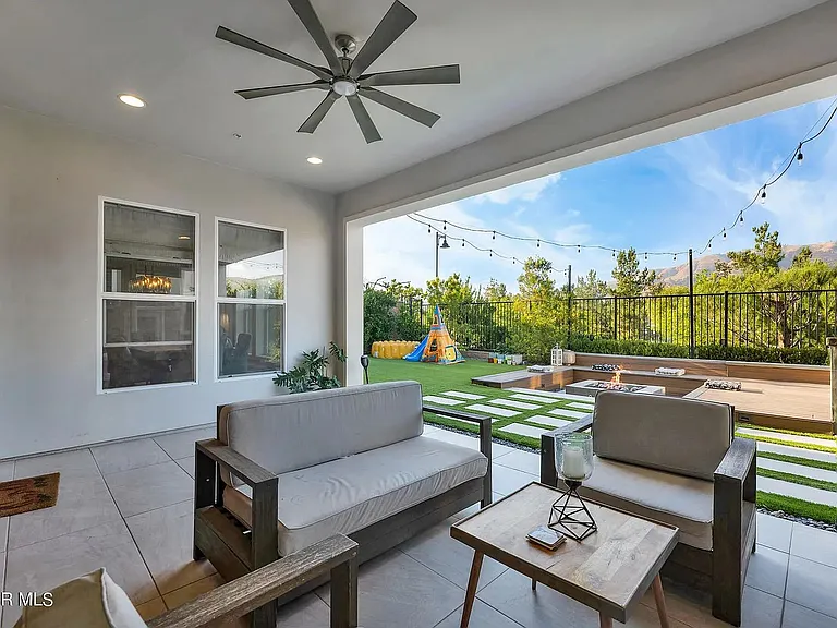 California covered room