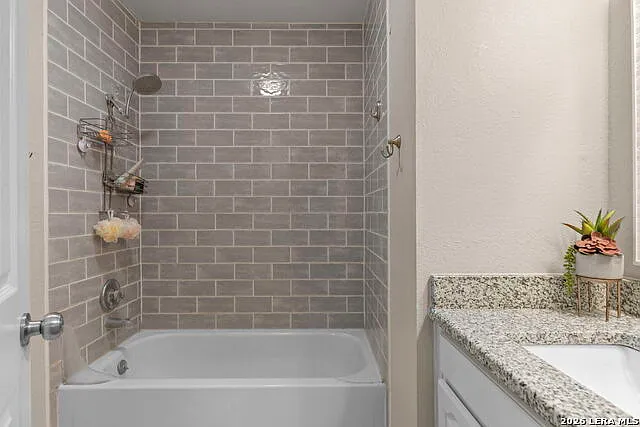 9318 Jorwoods Dr — Photo 26
